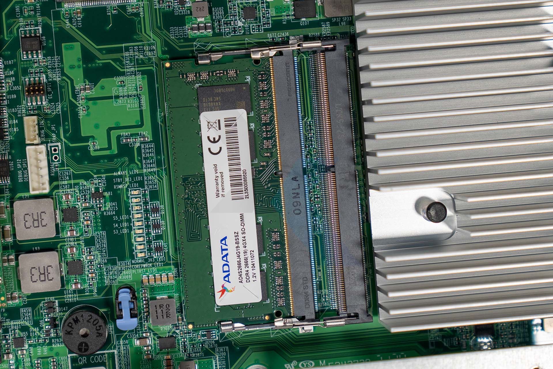 011 TS 364 DDR4 detail 6cdec